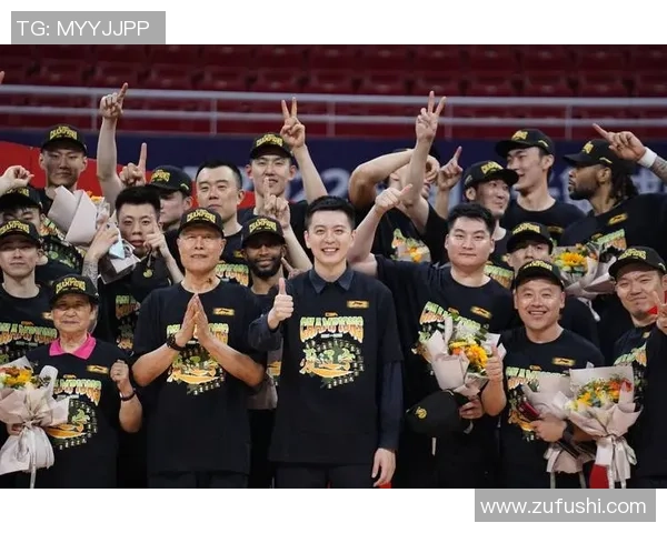 赵继伟领衔辽宁男篮全力冲击总冠军荣誉赛季，团队协作成就精彩表现