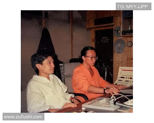 史蒂夫克拉克的音乐传奇与对摇滚乐的深远影响探讨 史蒂夫克拉克的音乐传奇与对摇滚乐的深远影响探讨